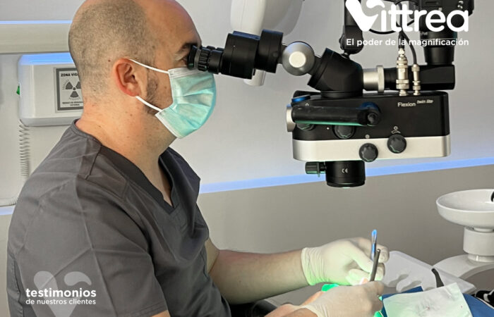 Interview with Dr. Jon Eskurza, exclusive endodontist Flexion Twin Lite White Microscope | Interview with Dr Jon Eskurza