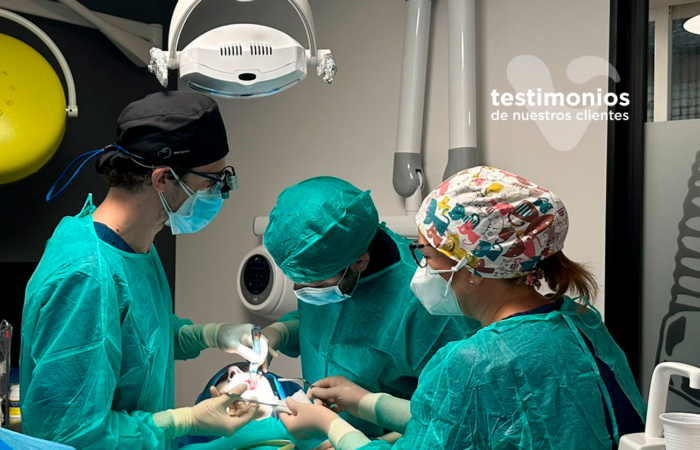 Víttrea Interview: Eduard Ferrés, Expert in Oral Surgery and Implantology portada entrevista eduard ferrés cirugía oral surgery cirurgia oral